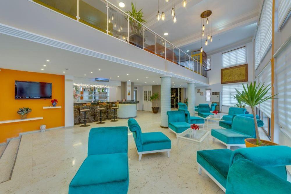 The View City Hotel Кушадасы Экстерьер фото
